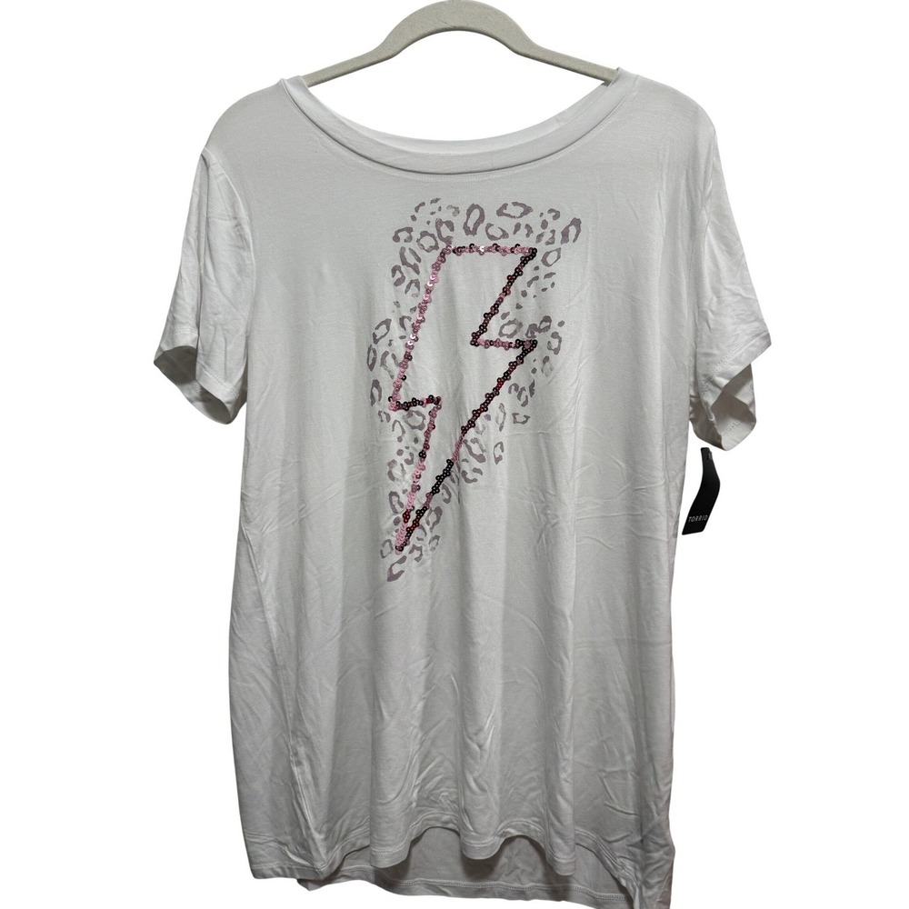 Torrid Super Soft White Sequin Lightning Bolt Leopard Graphic Tee Women 0X L NWT